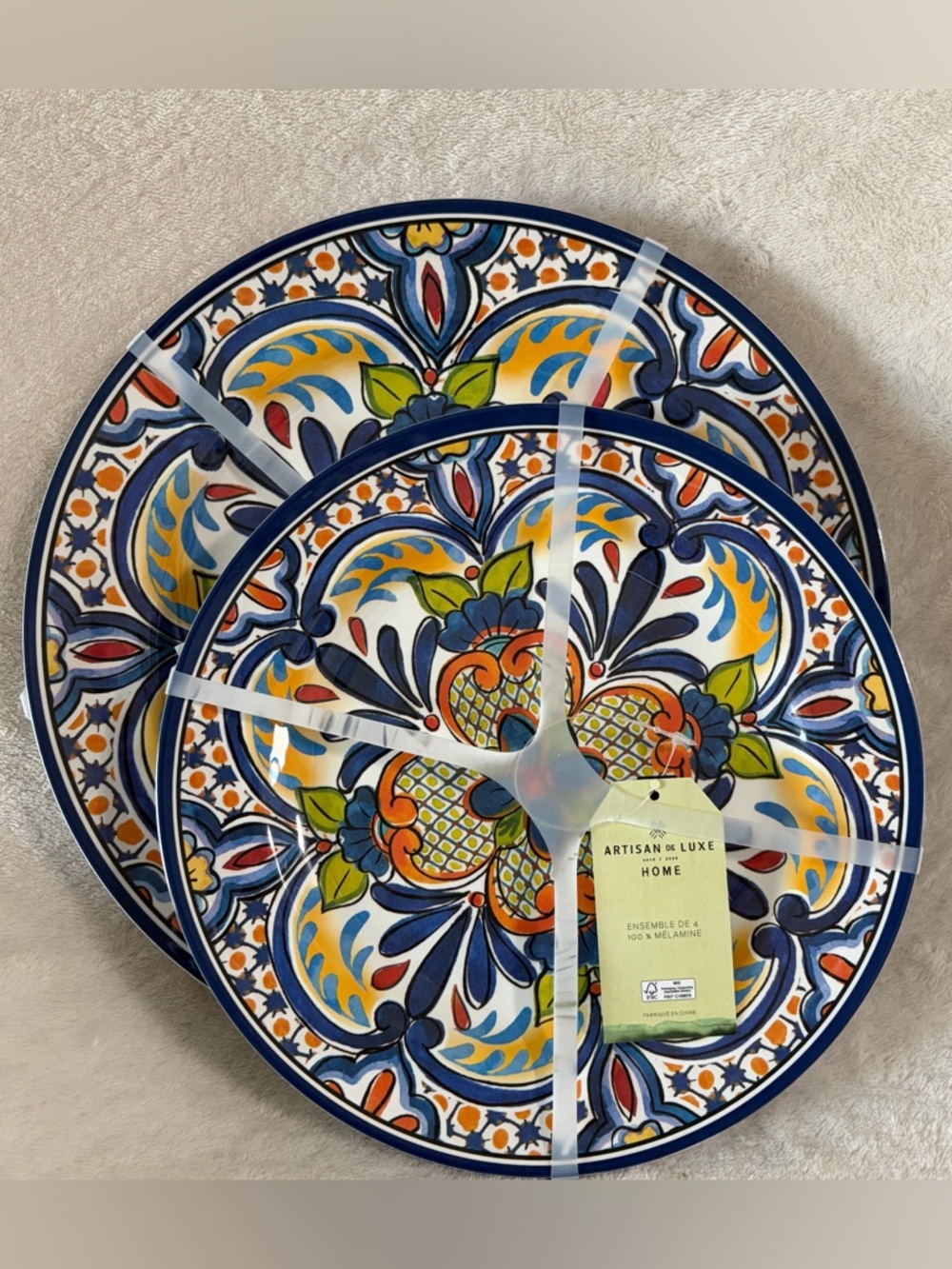 NWT Artisan De Luxe Spanish Medallion Melamine Dinner and Salad Plates- Set of 8
